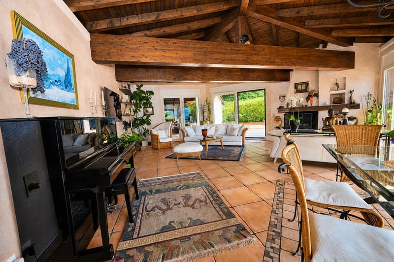 Elegante Attico con Vista Mozzafiato a 180 sul Lago - Casa di Vacanze (9)