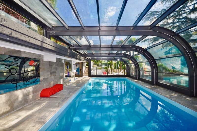 Villa in Stile Ticinese Immersa nel Verde con Privacy e Vista Lago (3)