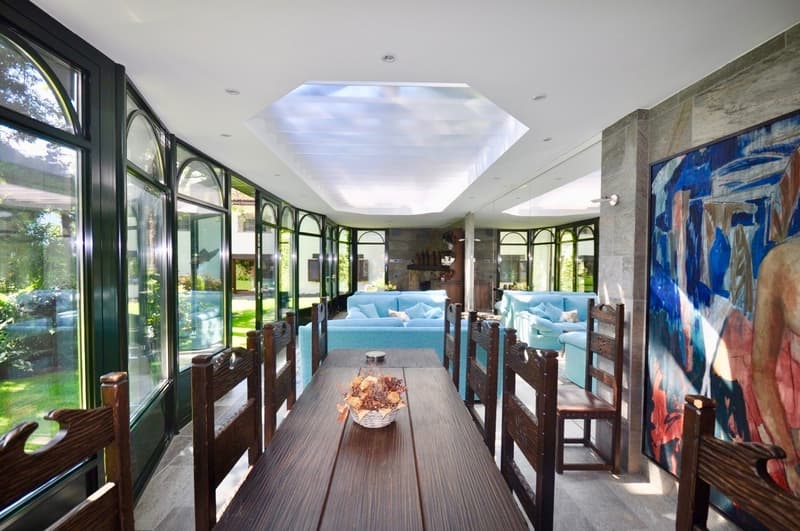 Villa in Stile Ticinese Immersa nel Verde con Privacy e Vista Lago (8)