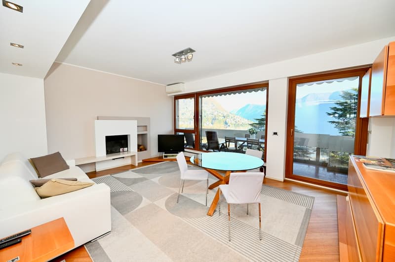 Elegante Appartamento con Vista Lago Mozzafiato a Lugano (6)