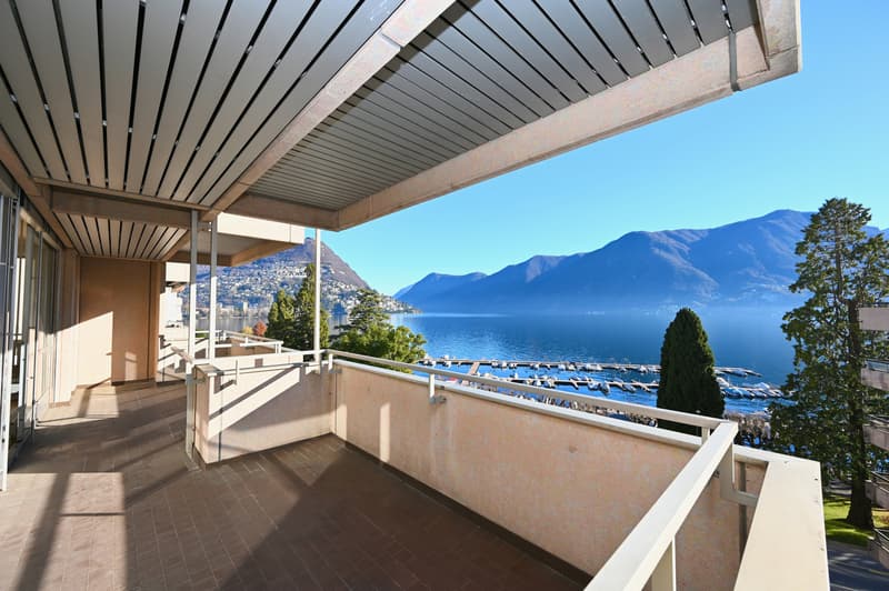 Appartamento di 350 m2 fronte lago di Lugano in Central Park (2)