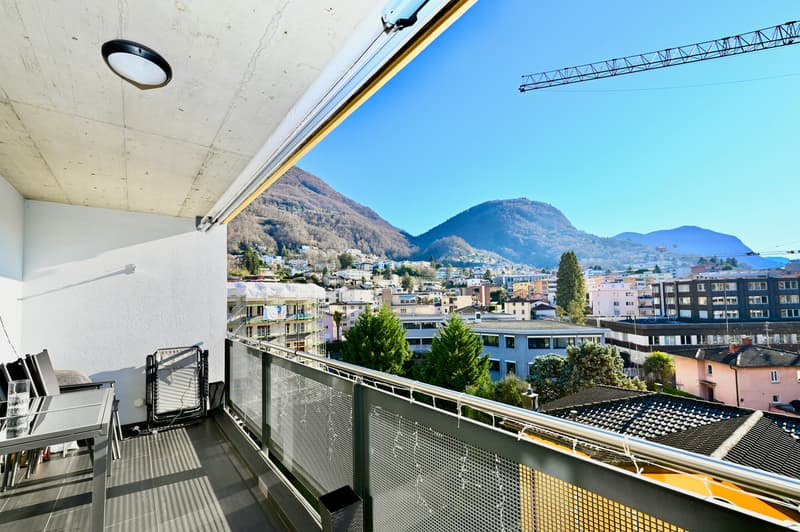 Elegante Attico con Terrazza Panoramica vicino al Centro di Lugano (8)