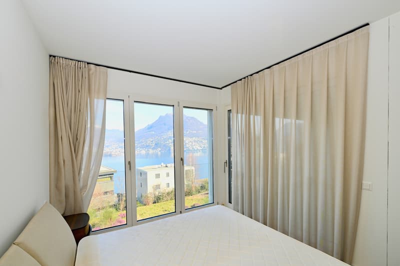 Moderno Attico con Vista sul Lago di Lugano e sulle Montagne (9)