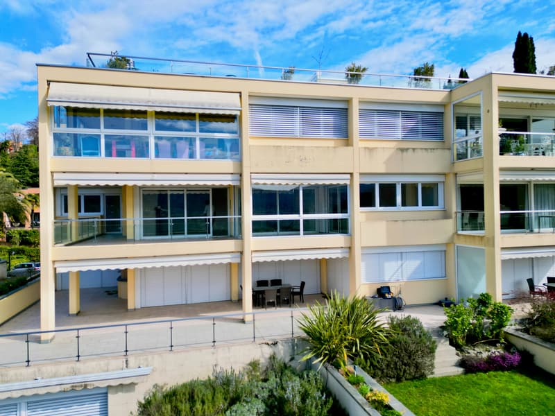 Raffinato Appartamento con Vista Lago - Anche Residenza Secondaria (8)