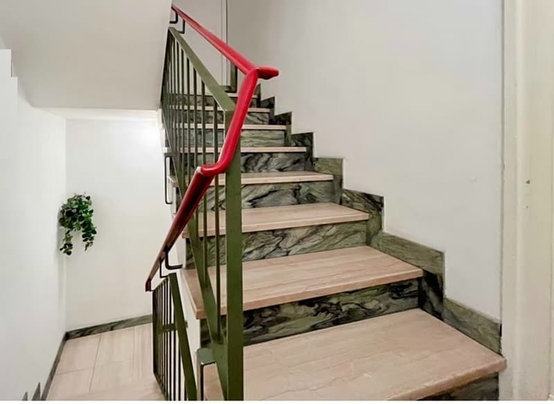 Appartamento completamente ristrutturato con vista lago a Ponte Tresa (12)