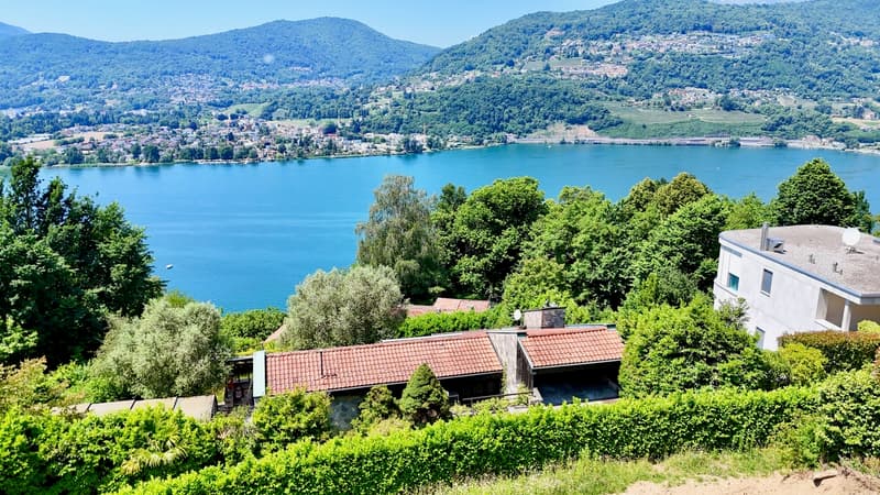 Terreno Edificabile a Montagnola con Splendida Vista sul Lago (1)