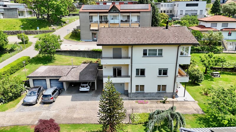 Proprietà con 3 Appartamenti e Potenziale Edificatorio (3)