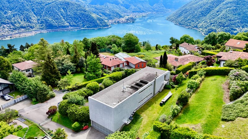 Elegante Villa Moderna Immersa nel Verde con Vista Panoramica sul Lago di Lugano (4)