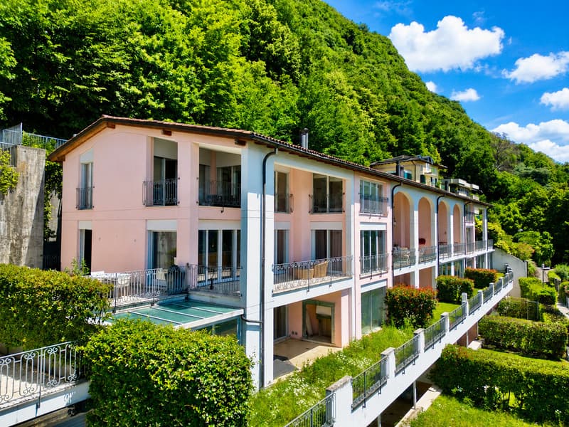 Residenza Secondaria - Duplex di Lusso con Vista Lago Mozzafiato (6)