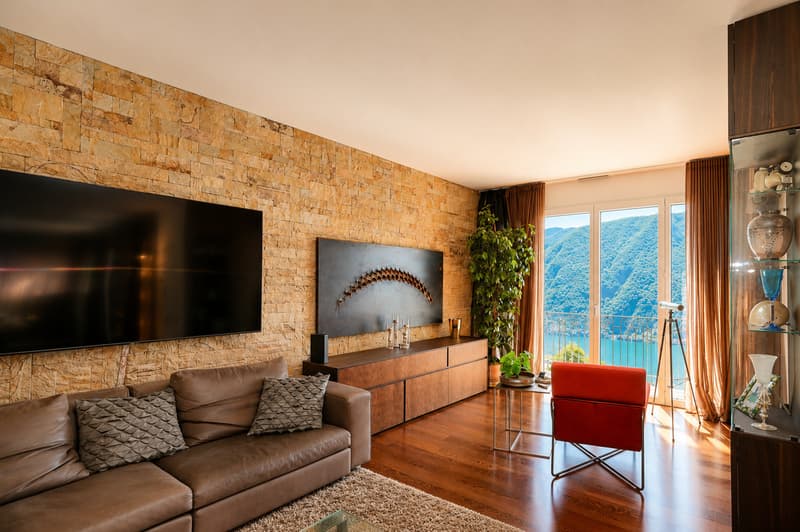 Residenza Secondaria - Duplex di Lusso con Vista Lago Mozzafiato (8)