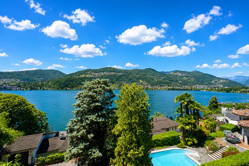Prestigiosa Villa con Panoramica Vista Lago e Darsena Privata (7)