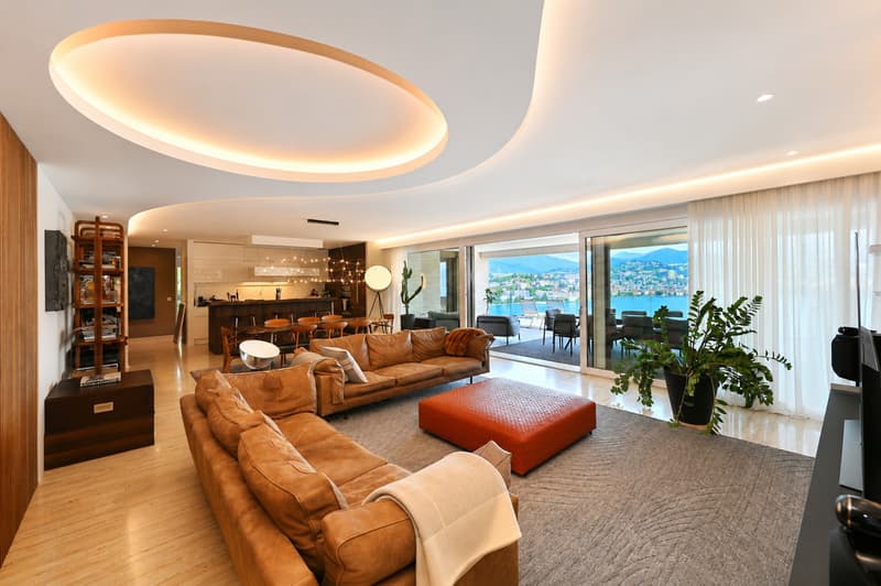 Arredato Appartamento di Lusso con Ampia Terrazza e Vista Lago (10)