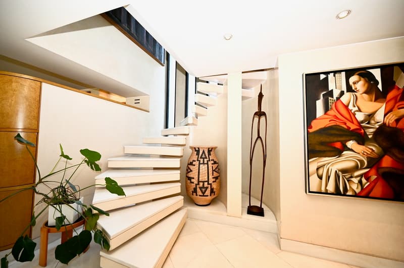 Incantevole Villa Bifamiliare con Giardino e Piscina Privati (12)