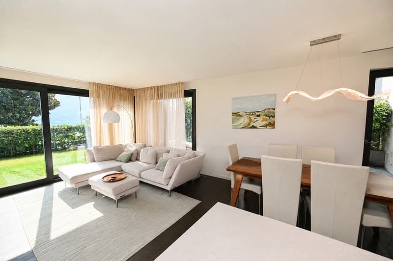 Raffinato Appartamento con Giardino Privato e Vista sul Lago di Lugano (9)