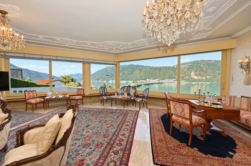 Elegante Villa di Lusso con Vista Lago e Piscina Riscaldata (4)