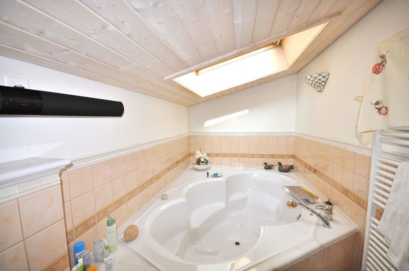 Casa di ?ampagna Immersa nel Verde con Piscina e Scuderia ad Origlio (11)