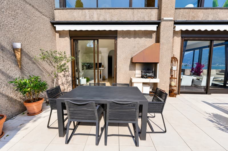 Appartamento di prestigio con terrazza e accesso privato al lago (11)