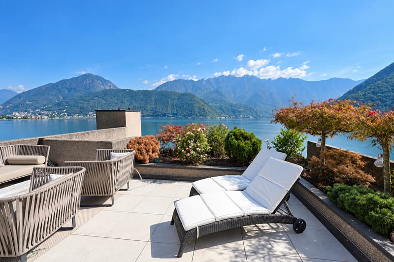Appartamento di prestigio con terrazza e accesso privato al lago (6)