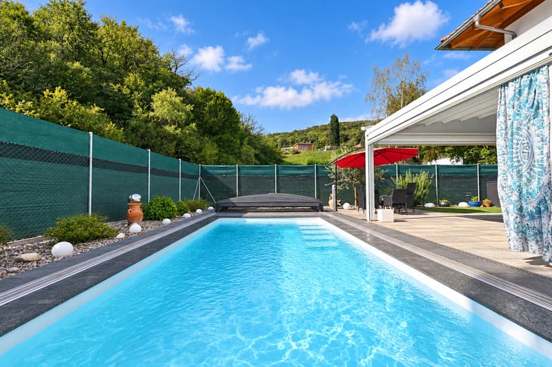 Casa prefabbricata SchwörerHaus con piscina riscaldata (5)