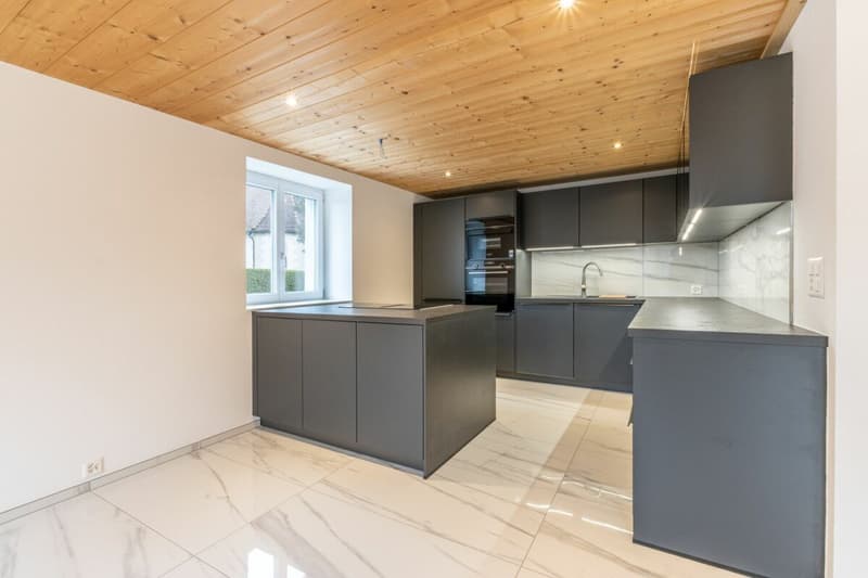Freistehendes Einfamilienhaus an zentraler Lage (4)