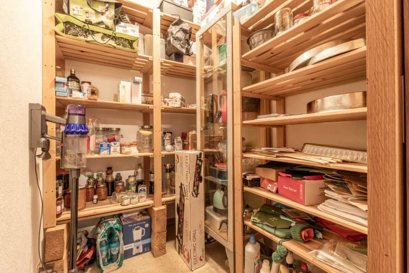 Potenzialreiches Bauernhaus mit drei Wohneinheiten und Scheune (39)