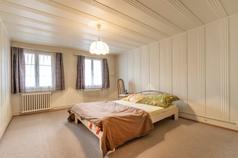 Potenzialreiches Bauernhaus mit drei Wohneinheiten und Scheune (31)