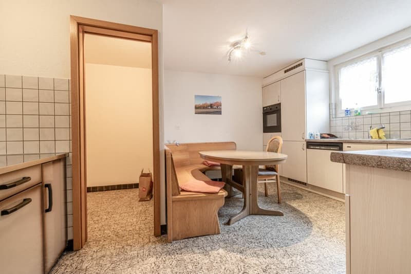 Potenzialreiches Bauernhaus mit drei Wohneinheiten und Scheune (20)