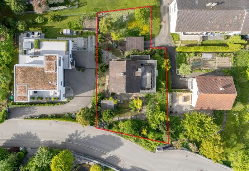 Grosszügiges 8.5-Zimmer-Familienhaus mit viel Platz und Potenzial (3)