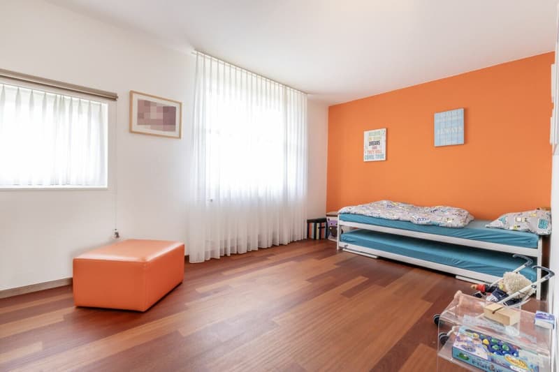 4.5-Zimmer-Eckhaus mit Ausbaupotenzial, grossem Garten und steuergünstiger Wohnlage in Seuzach (17)