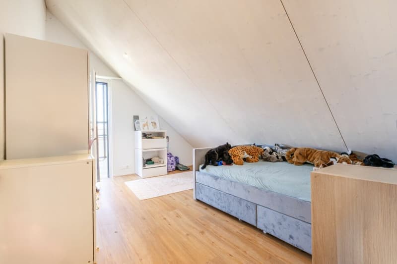 Grosszügige 5.5-Zi.-Dachmaisonette mit Galerie und Loggia (14)