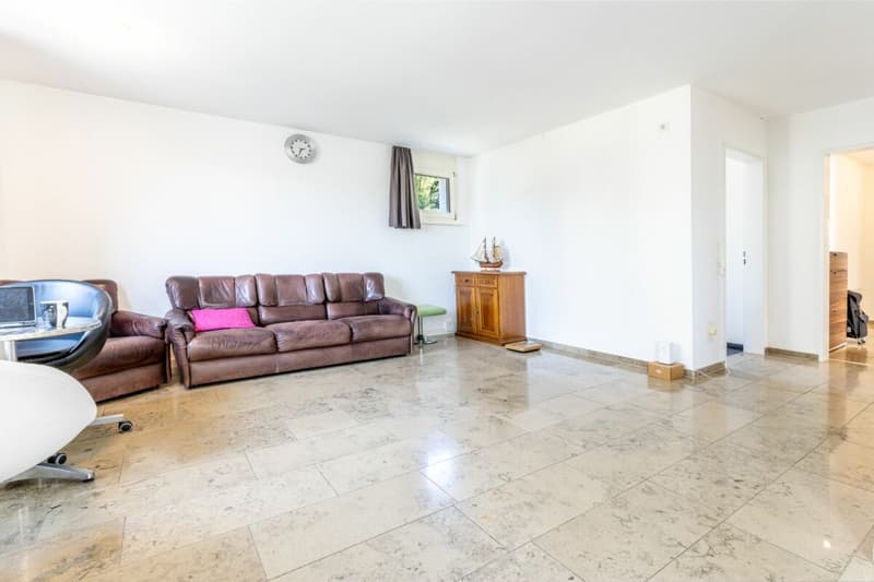Geräumige 4.5-Zimmerwohnung mit Balkon, Gartensitzplatz und Hobbyraum (5)