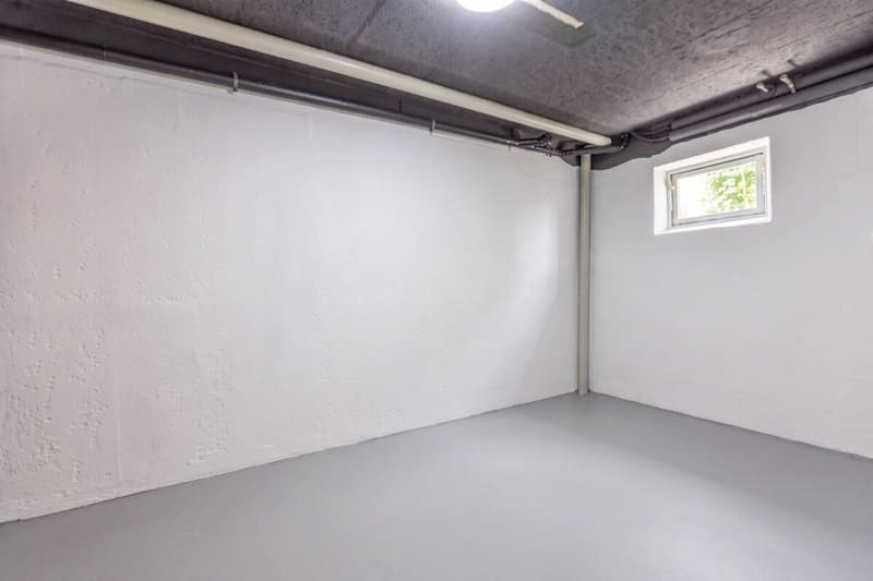 5.5-Zimmer-Dachmaisonettewohnung mit zwei Balkonen und einer Garagenbox (13)