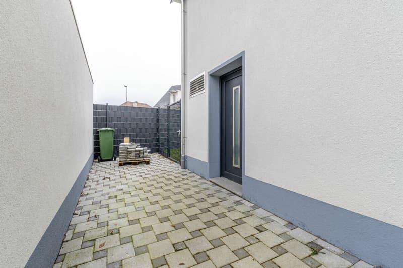 Freistehendes 7.5-Zimmer-Einfamilienhaus an zentraler Lage (29)