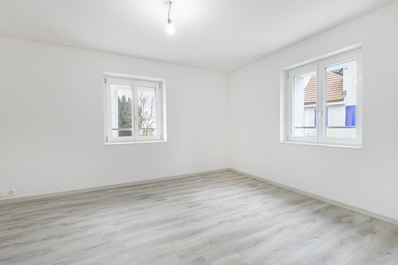Freistehendes 7.5-Zimmer-Einfamilienhaus an zentraler Lage (21)