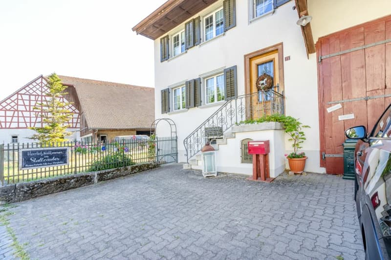 Historisches 9.5-Zimmer-Bauernhaus - stilvoll saniert, einzigartig im Charakter (22)
