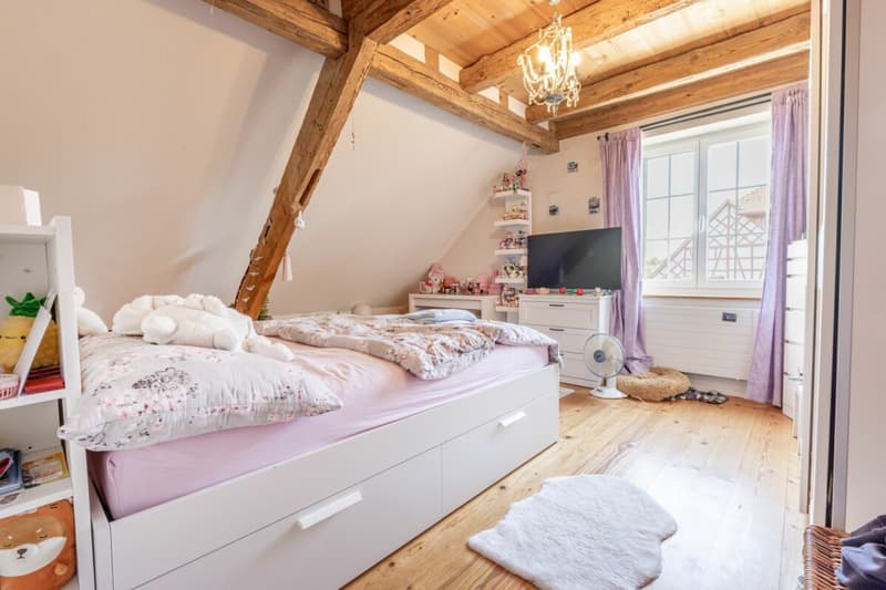 Historisches 9.5-Zimmer-Bauernhaus - stilvoll saniert, einzigartig im Charakter (11)
