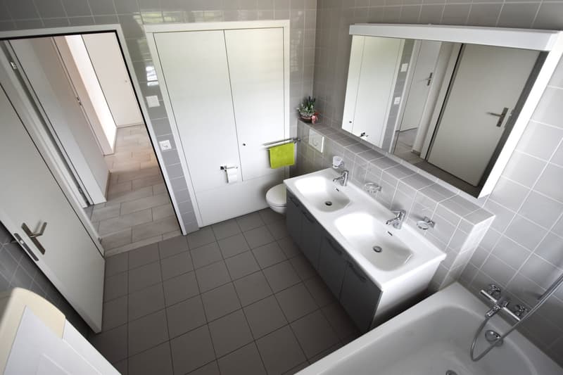 *** Sehr zentral gelegene 5.5 Zimmer Dachmaisonette-Wohnung *** (4)