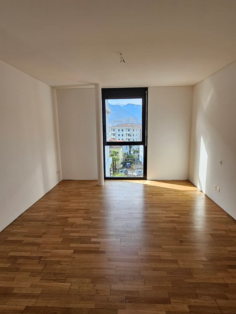 Splendido appartamento 4.5 locali con vista sulle montagne a Solduno (7)