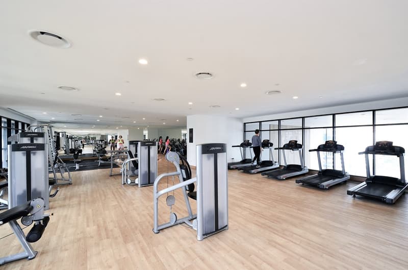 City Pop Zürich Oerlikon – Premium Living with Free Spa, Gym & Relax Area (17)
