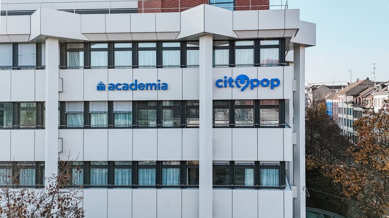 City Pop - Studio Apartments in Basel, next to the train station (4)