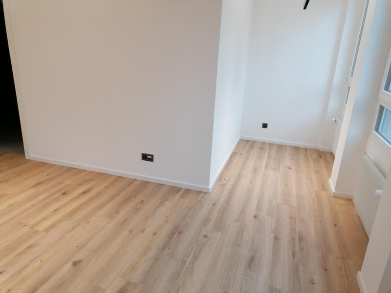 Uffici moderni su Belpstrasse a Berna (2)