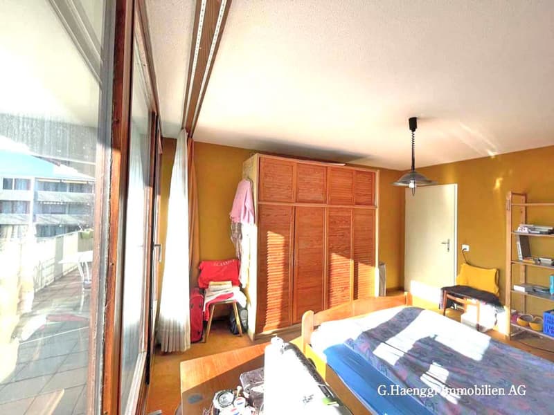 Helle 3 1?2 Zimmer-Wohnung mit zwei grossen Balkonen (11)