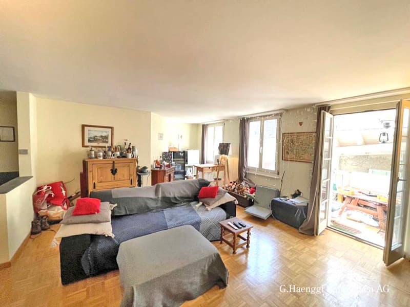 Grosszügige, helle 5 1/2 Zi-Maisonette-Wohnung mit Balkon in der Altstadt (4)