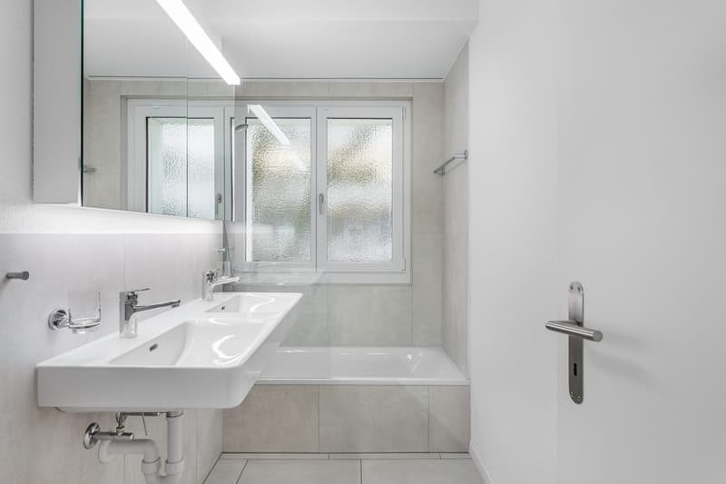 Badezimmer (Musterbild einer bereits sanierten Wohnung)