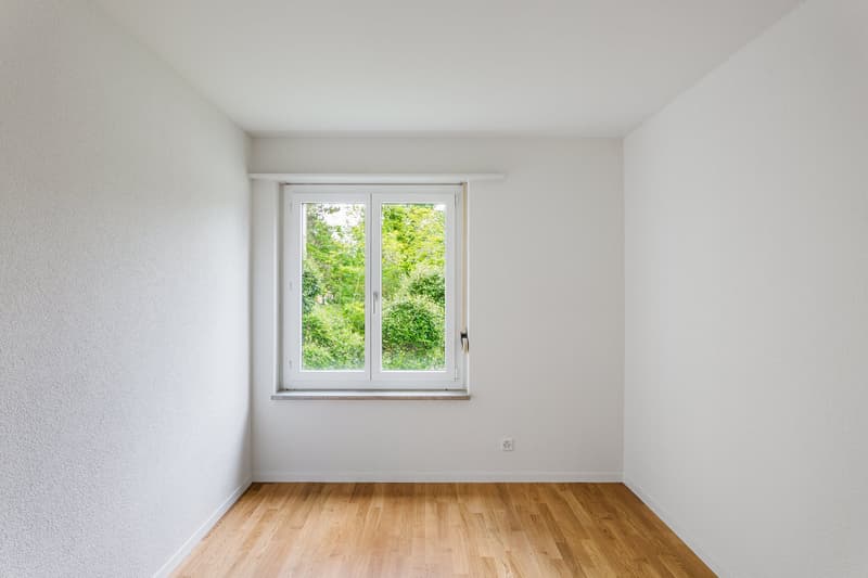 Sanierte 4.0-Zimmerwohnung mit Gartensitzplatz in Zürich-Altstetten (6)