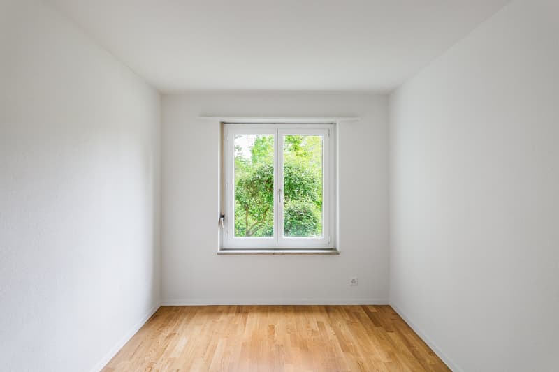 Sanierte 4.0-Zimmerwohnung mit Gartensitzplatz in Zürich-Altstetten (5)