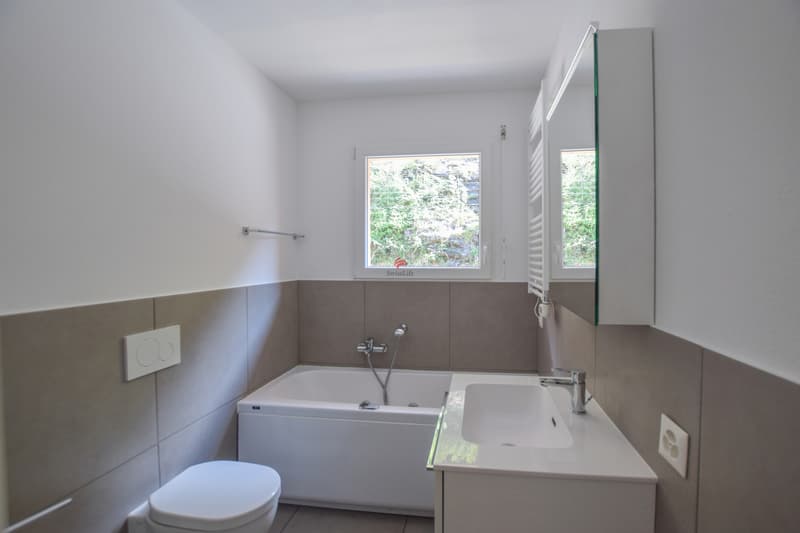 / Bagno con vasca