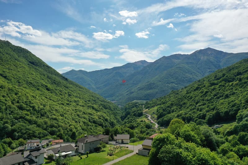/ Da Rivera-Bironico, la strada porta in meno di 10 minuti al nucleo Drossa di Medeglia.