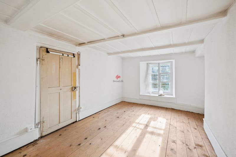 Zweifamilienhaus mit grossem Ausbaupotenzial (6)