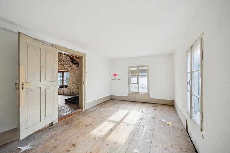 Zweifamilienhaus mit grossem Ausbaupotenzial (8)